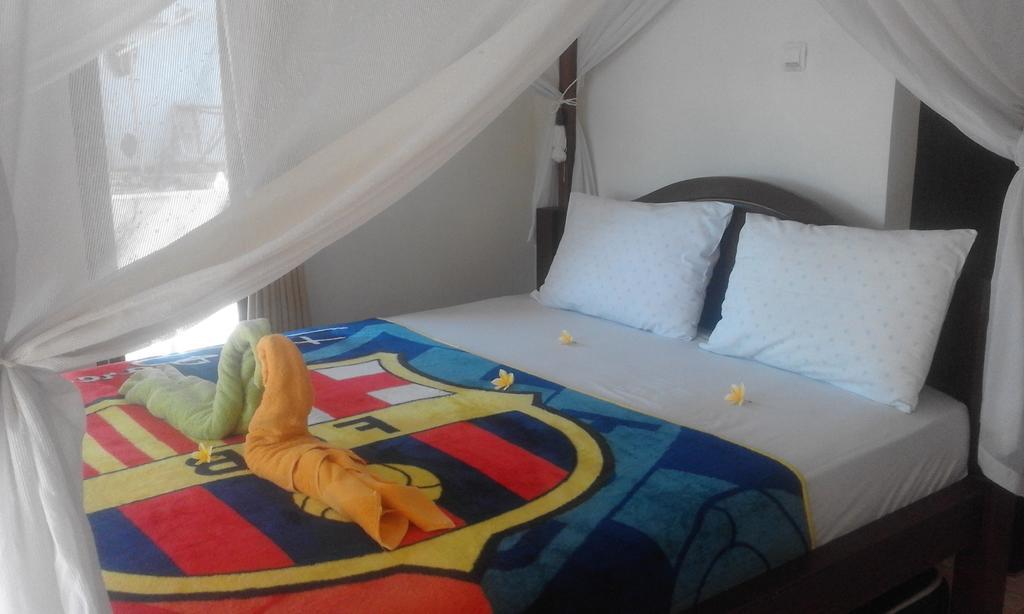 Sudi Homestay Amed Exterior foto
